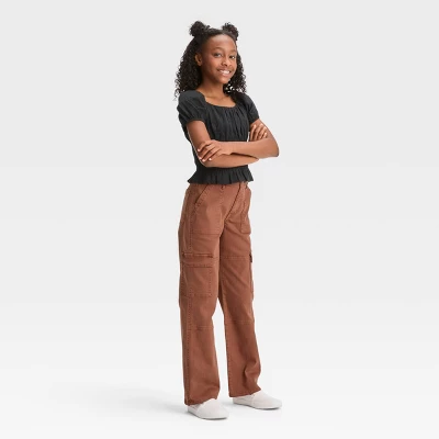 Girls' High-Rise Baggy Cargo Pants - Art Class™ Brown 4 Girls' High-Rise Baggy Cargo Pants - Art Class™ Brown - Image 2