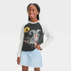 Girls' The Nightmare Before Christmas Raglan Pullover Sweatshirt - Black -Kids Clothing Store GUEST 5cca156c c3ca 4c08 9784 8d8b29d05f9e